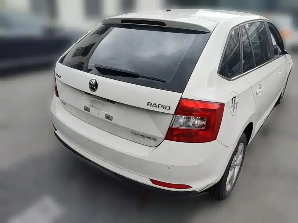 Rapid Spaceback 2016 Facelift 1.6L Automatic Comfortline — миниатюра 12