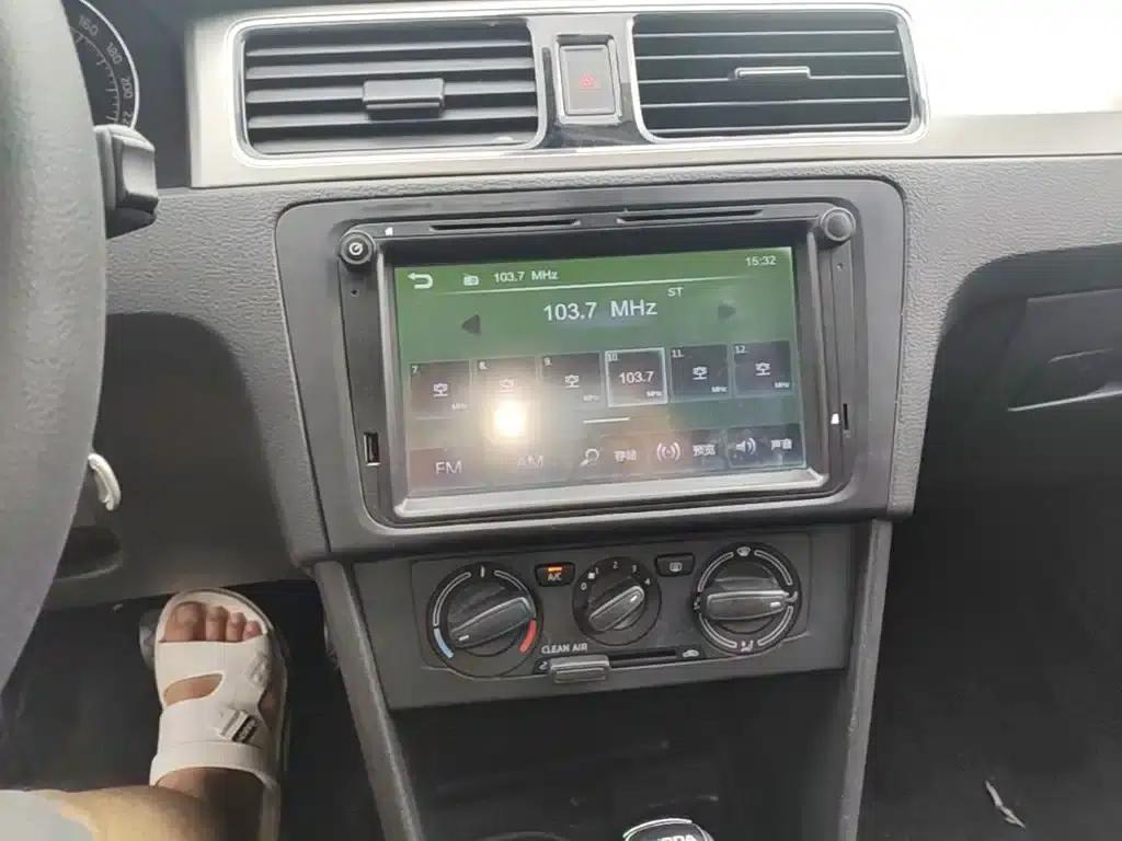 Rapid Spaceback 2016 Facelift 1.6L Automatic Comfortline — миниатюра 20