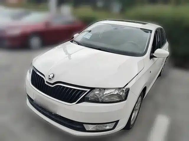 Rapid Spaceback 2016 Facelift 1.6L Automatic Comfortline