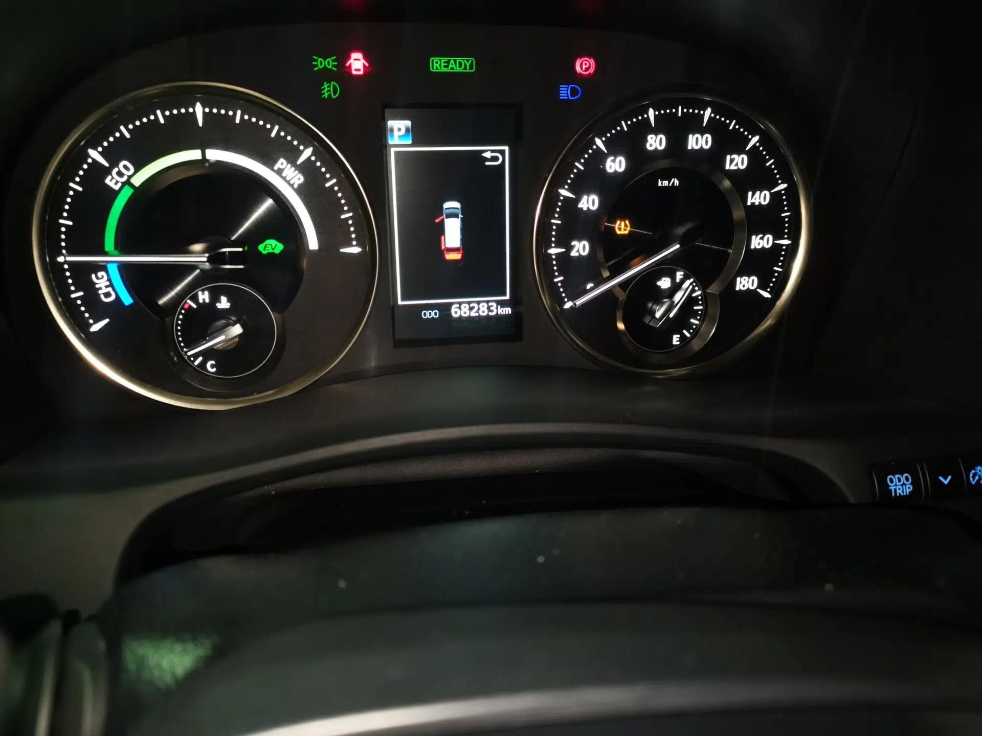 Toyota Vellfire 2021 Crown Dual-Engine 2.5L HV Luxury Edition — миниатюра 12