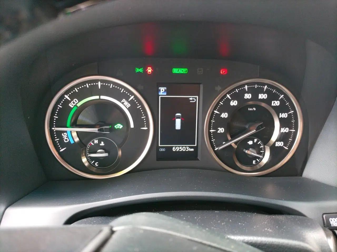 Toyota Vellfire 2020 Dual-Engine 2.5L HV Luxury Edition — миниатюра 11