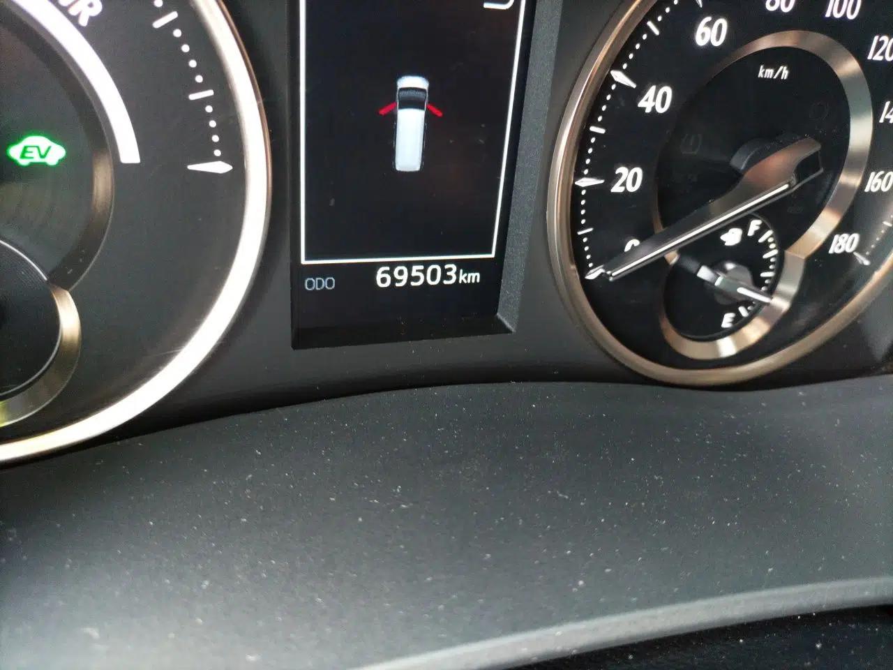 Toyota Vellfire 2020 Dual-Engine 2.5L HV Luxury Edition — миниатюра 12