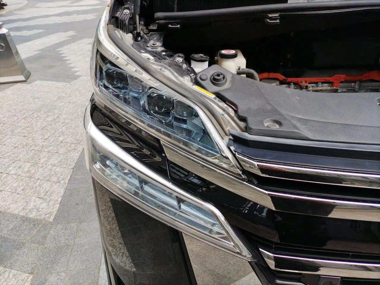 Toyota Vellfire 2020 Dual-Engine 2.5L HV Luxury Edition — миниатюра 7