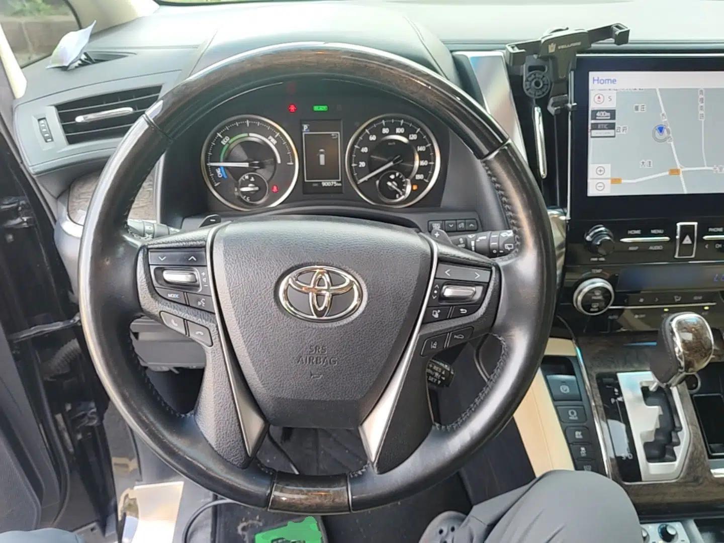 Toyota Vellfire 2023 Crown Dual-Engine 2.5L HV Prestige Edition — миниатюра 18