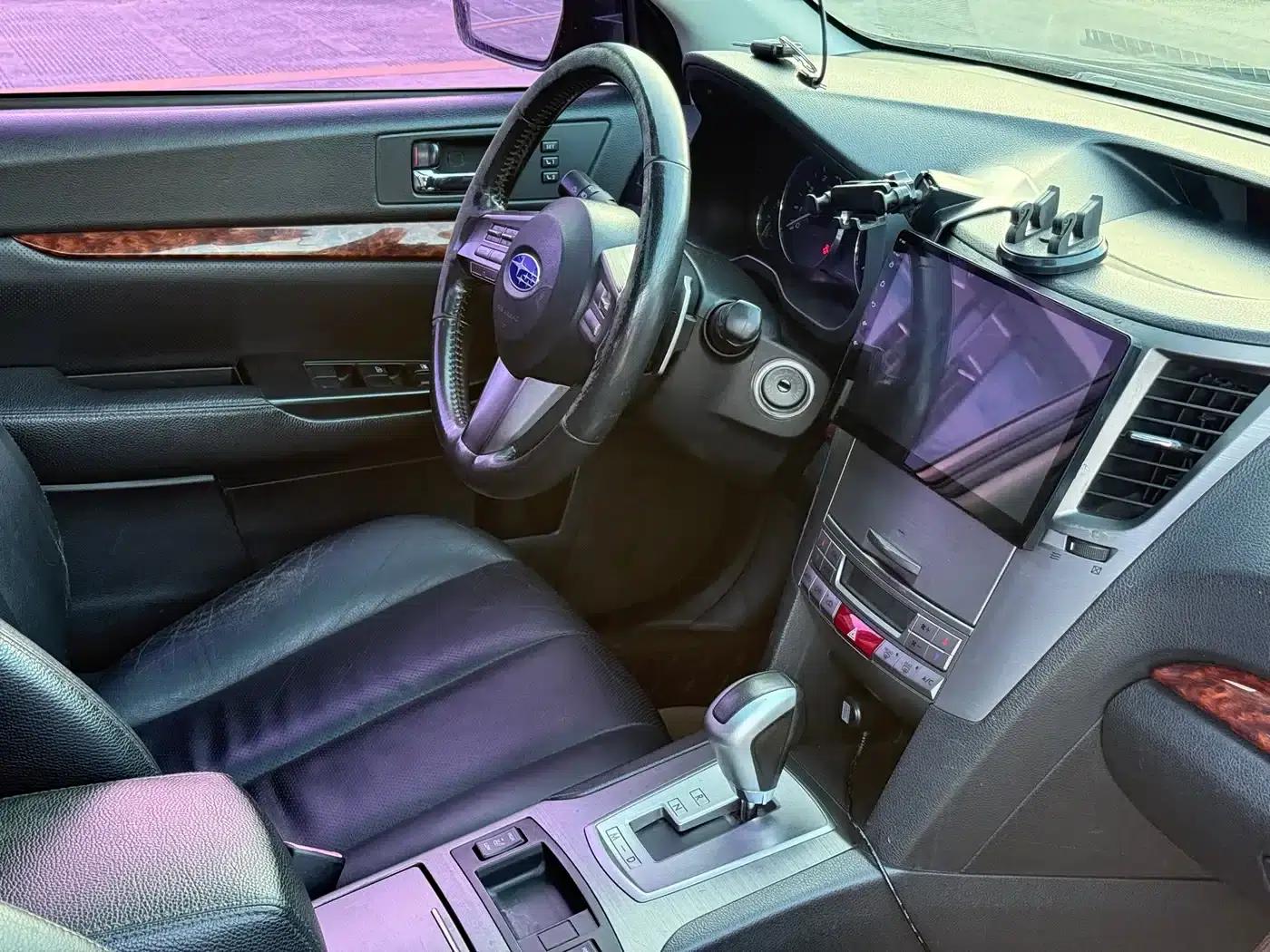 Outback 2011 2.5i Luxury Edition — миниатюра 11