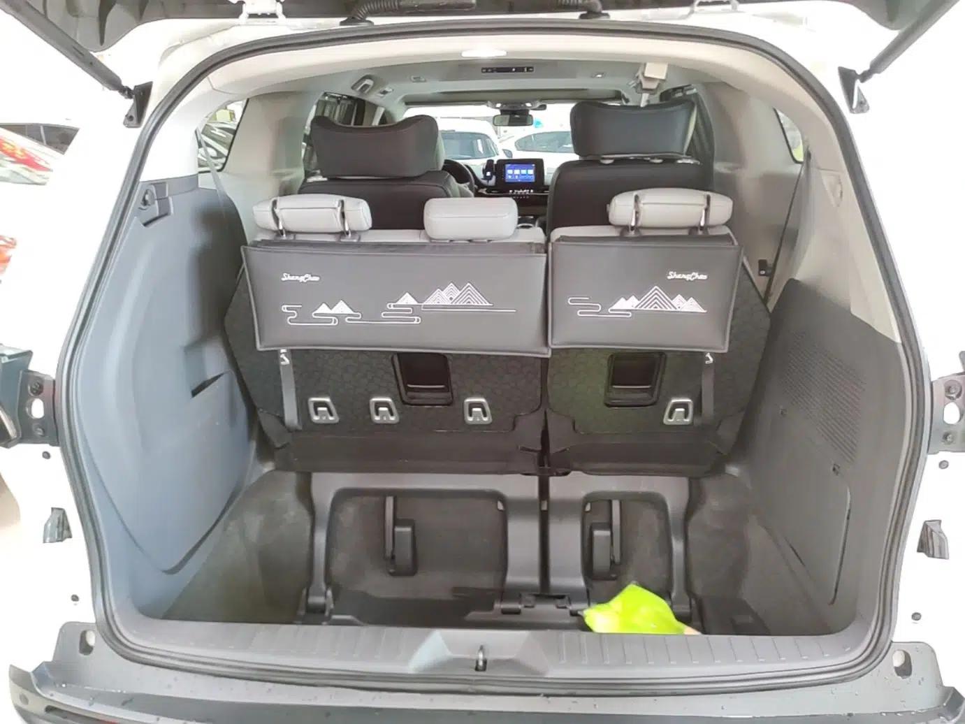 Toyota Granvia 2023 2.5L Hybrid Comfort Edition — миниатюра 22