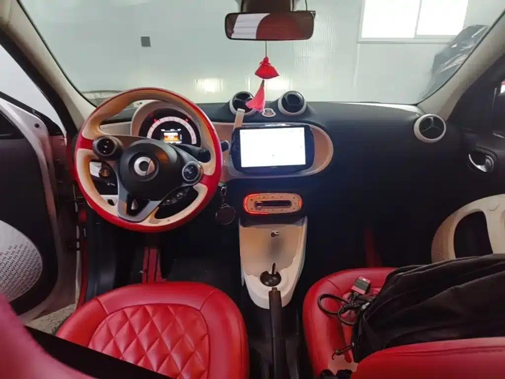2016 Smart Forfour 1.0L 52kW Passion Edition — миниатюра 10