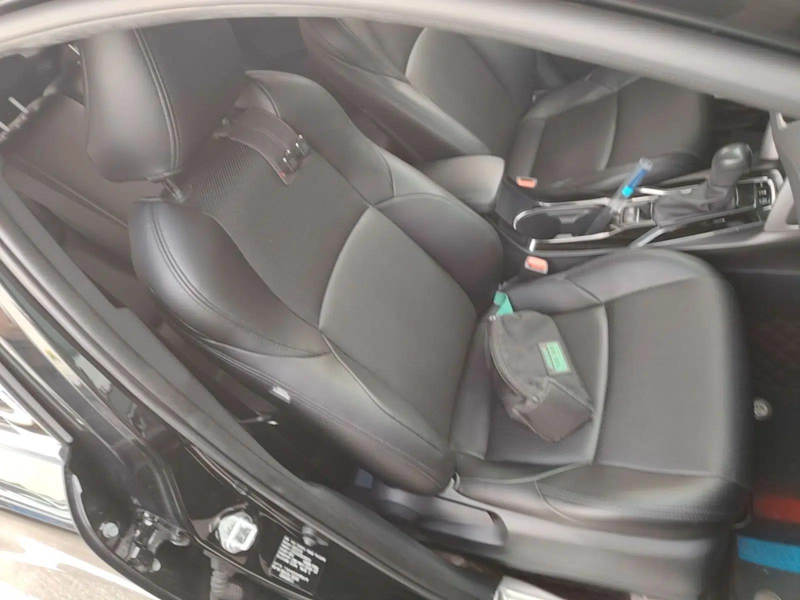 Toyota FRONTLANDER 2023 2.0L CVT Elite Edition — миниатюра 24