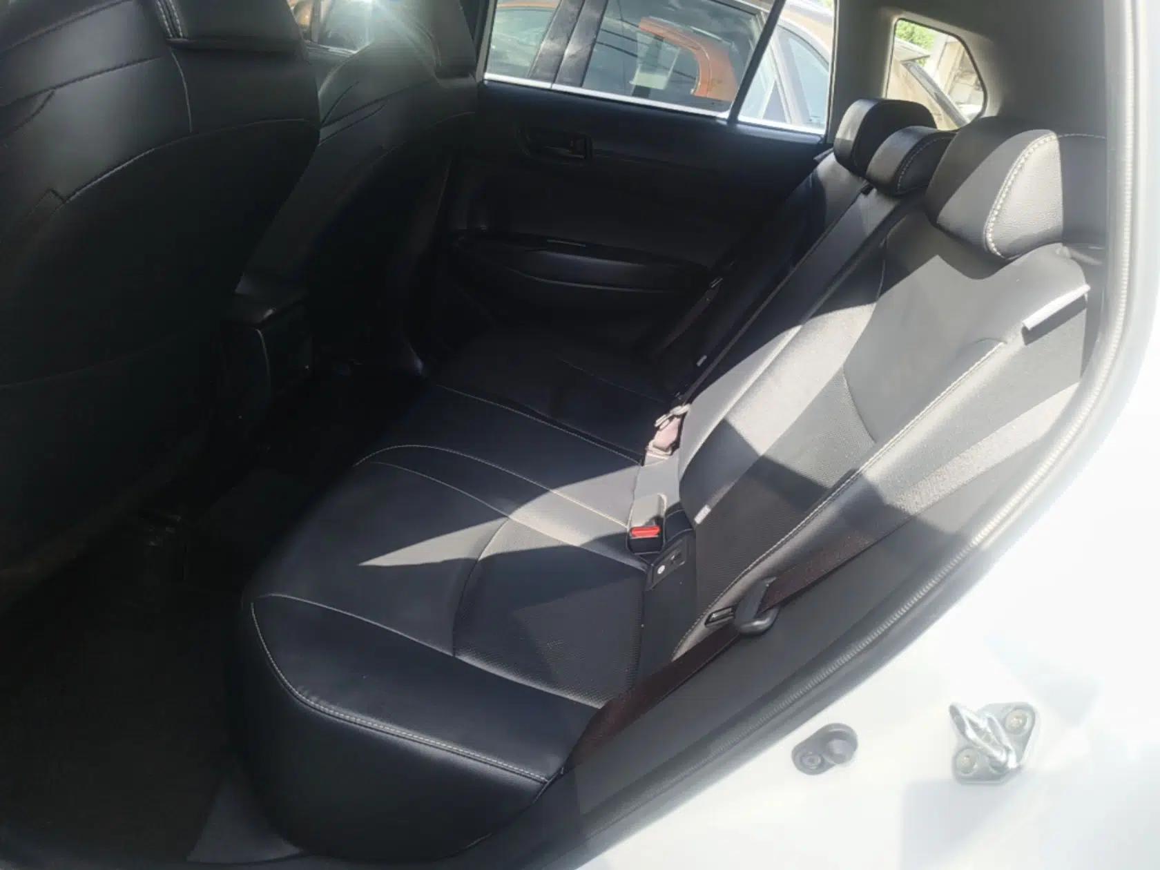 Toyota FRONTLANDER 2024 2.0L CVT Elite Plus Edition — миниатюра 25