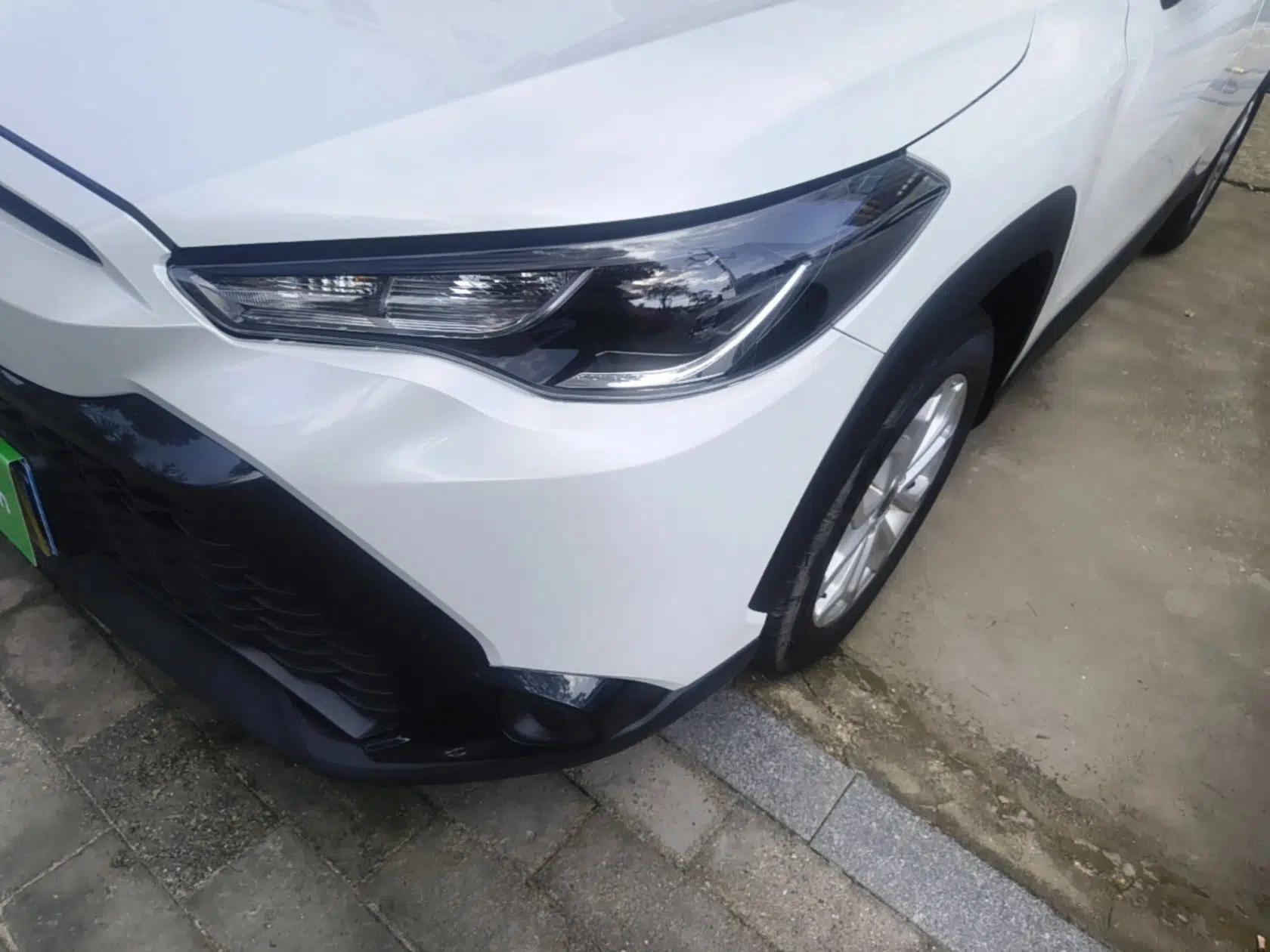 Toyota FRONTLANDER 2024 2.0L CVT Elite Plus Edition — миниатюра 8