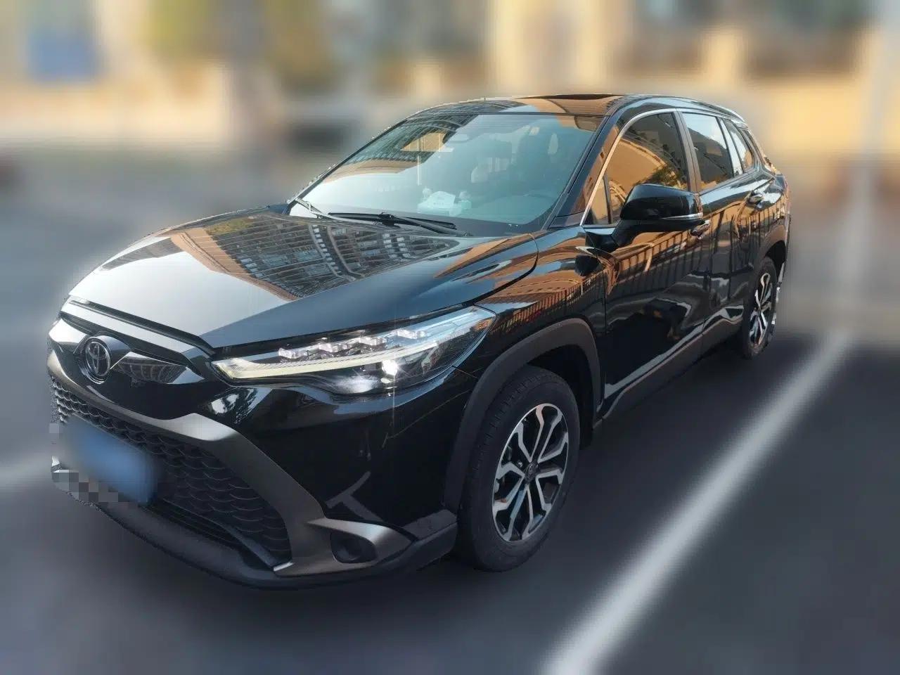 Toyota FRONTLANDER 2023 2.0L CVT Luxury Edition — миниатюра 1