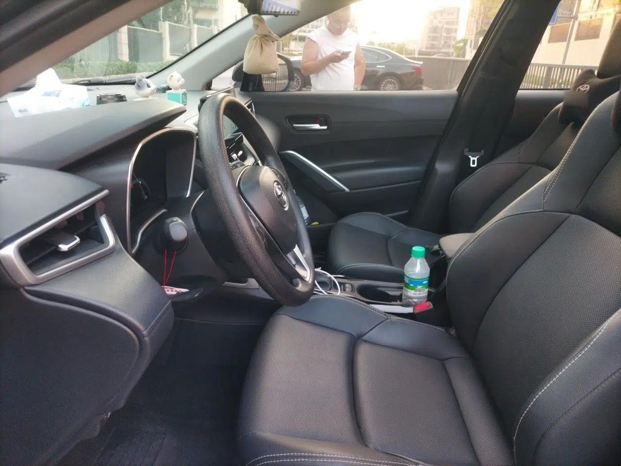 Toyota FRONTLANDER 2023 2.0L CVT Luxury Edition — миниатюра 15