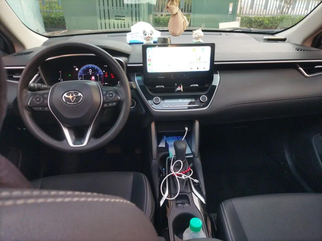Toyota FRONTLANDER 2023 2.0L CVT Luxury Edition — миниатюра 9