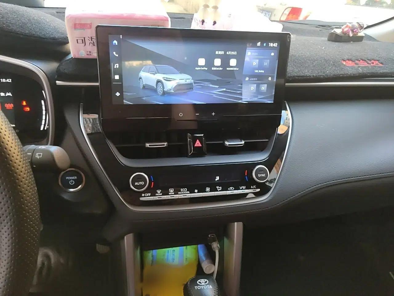 Toyota FRONTLANDER 2023 2.0L Smart Electric Hybrid Dual-Engine Luxury Edition — миниатюра 11