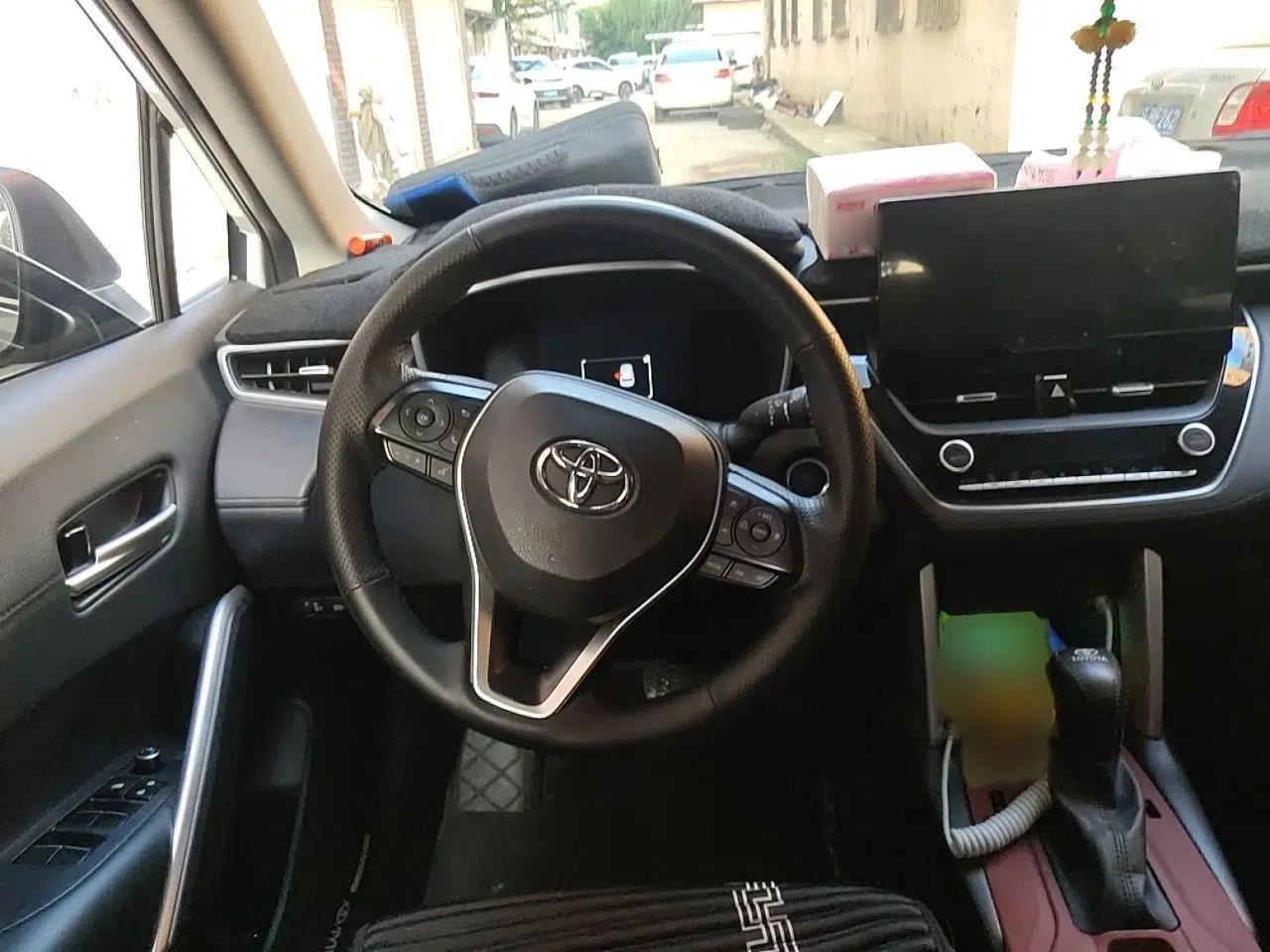 Toyota FRONTLANDER 2023 2.0L Smart Electric Hybrid Dual-Engine Luxury Edition — миниатюра 8