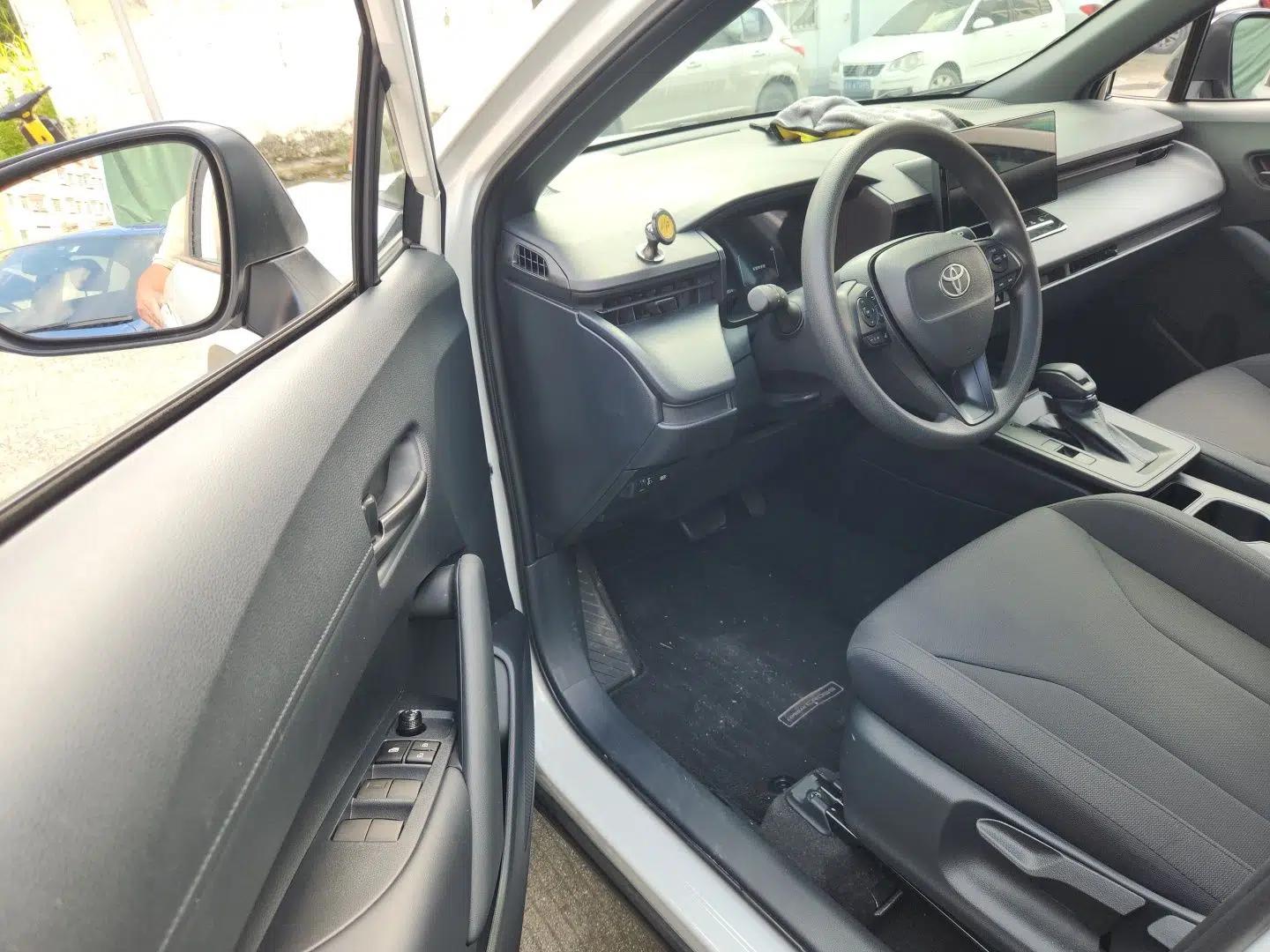 Toyota Corolla Cross 2026 Model 2.0L Pioneer Edition — миниатюра 16