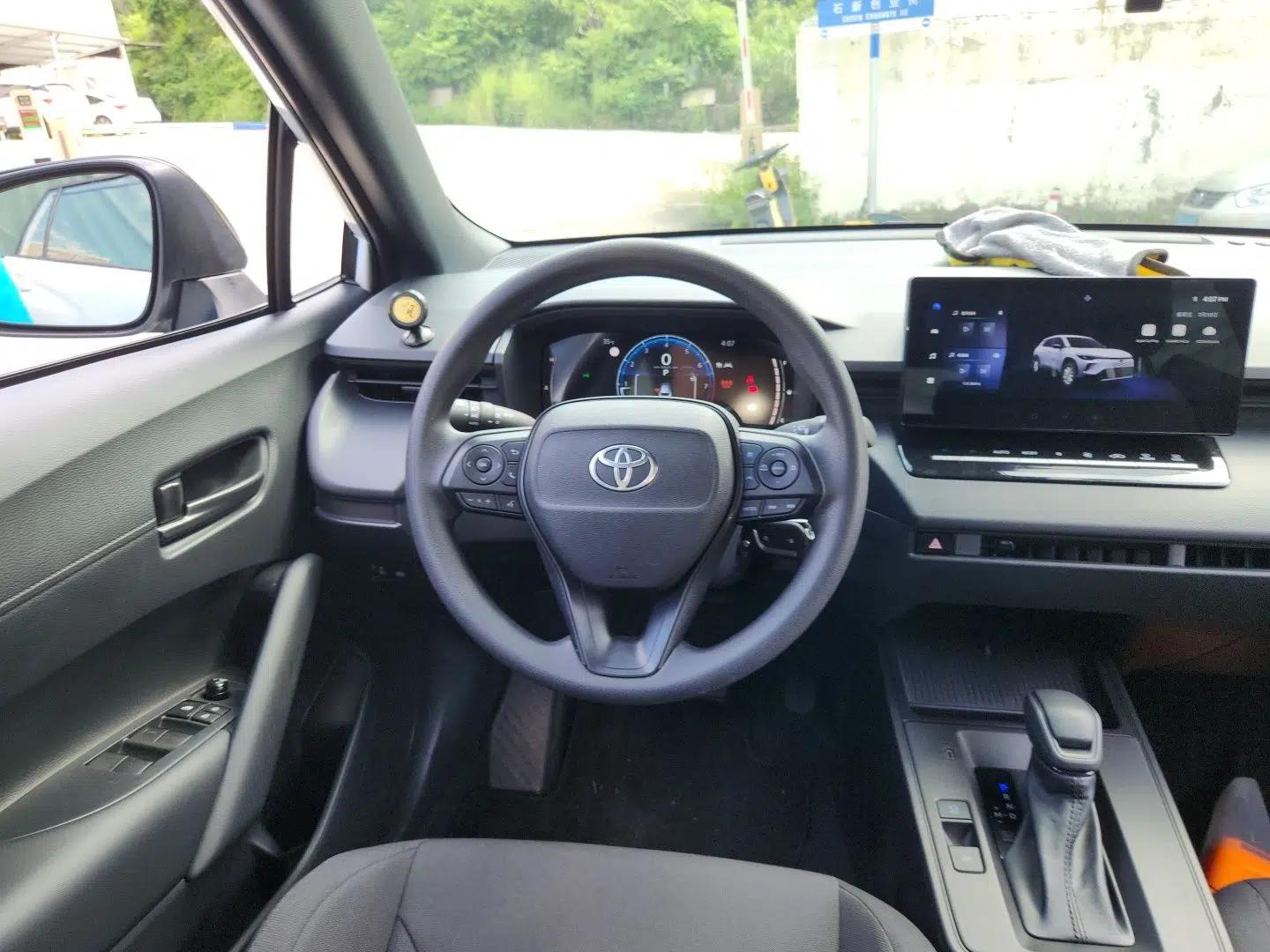 Toyota Corolla Cross 2026 Model 2.0L Pioneer Edition — миниатюра 10