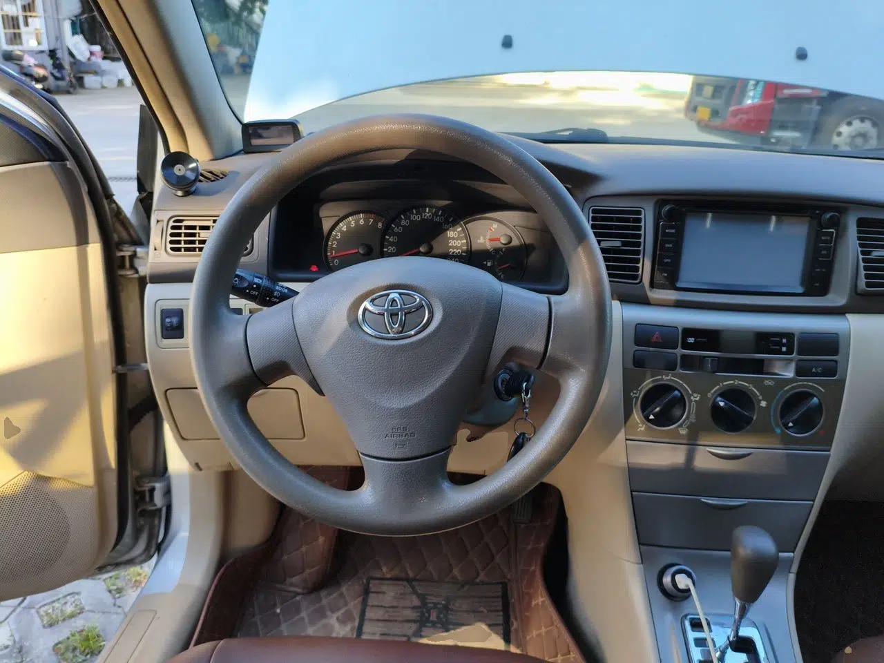 Toyota Corolla EX 2011 1.6L Automatic Classic Edition — миниатюра 10