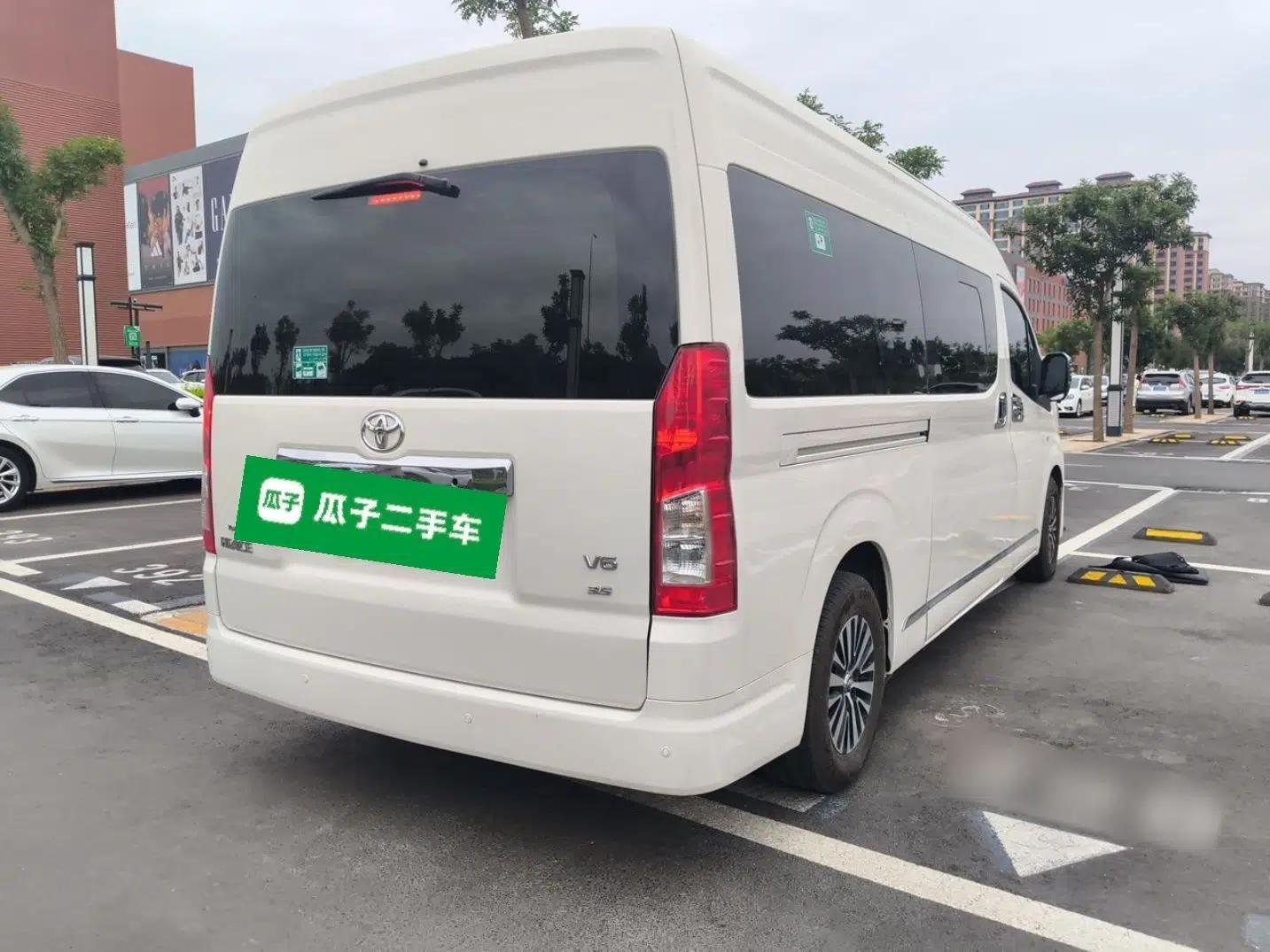 Toyota HIACE Toyota HiAce (Middle East Version) — миниатюра 6