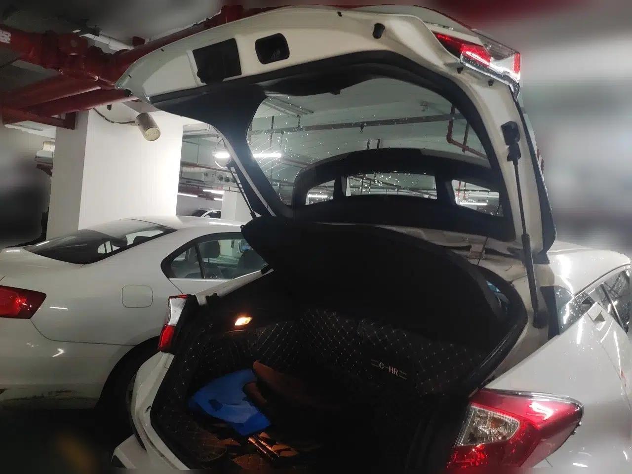 Toyota C-HR 2020 2.0L Leading Edition — миниатюра 19