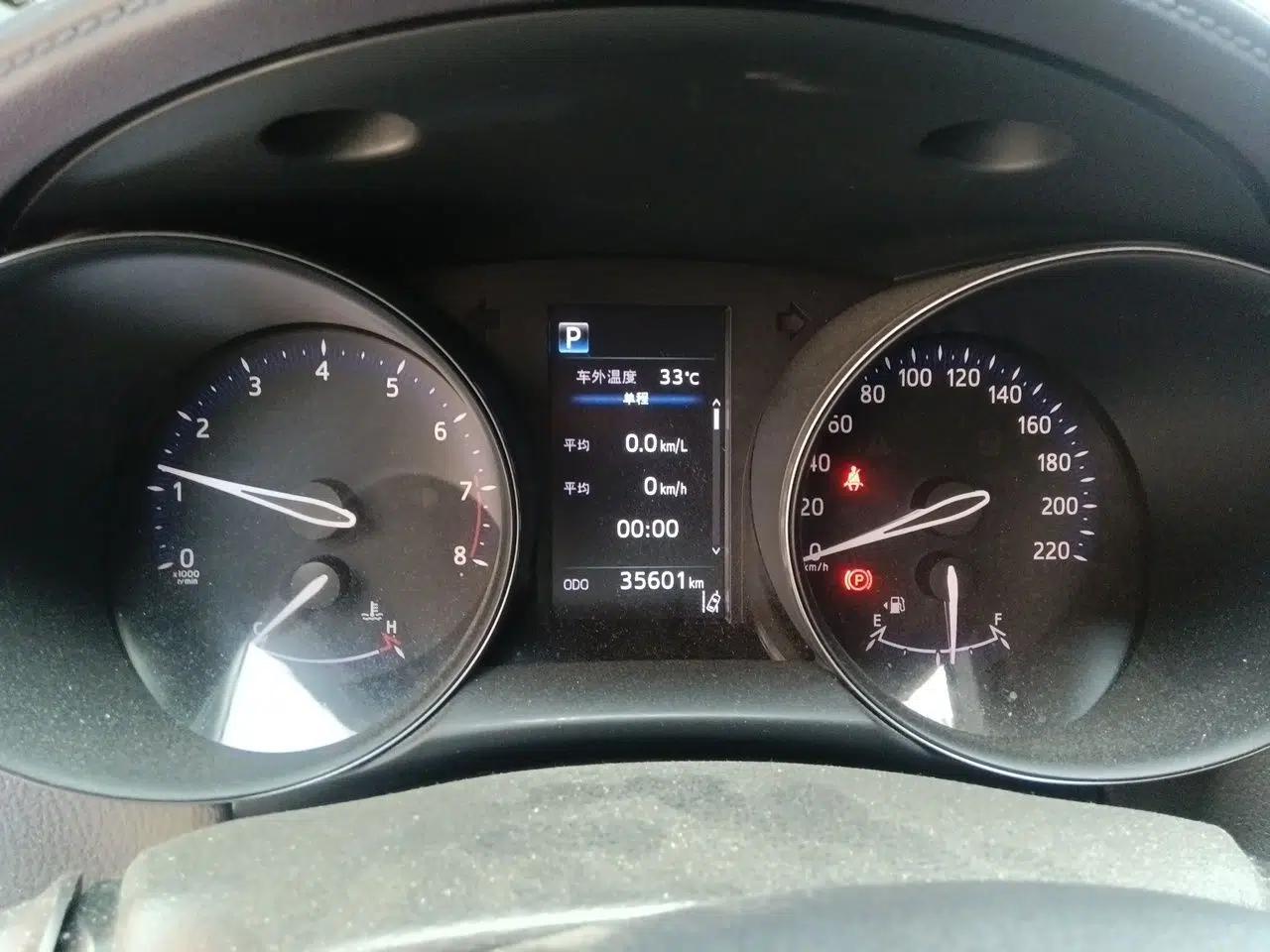 Toyota C-HR 2020 2.0L Leading Edition — миниатюра 11
