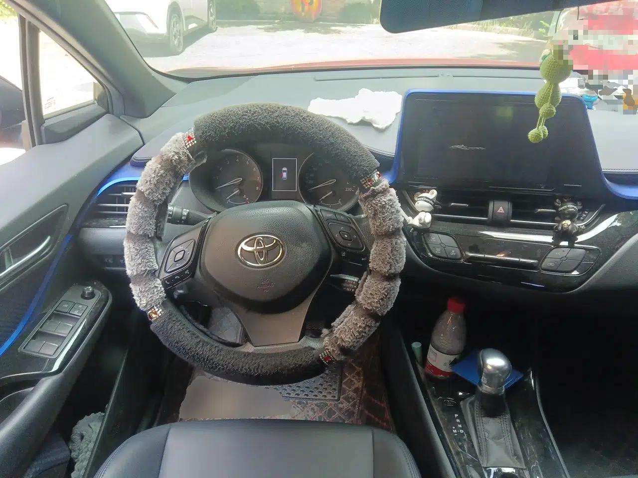 Toyota C-HR 2020 2.0L Leading Edition — миниатюра 10
