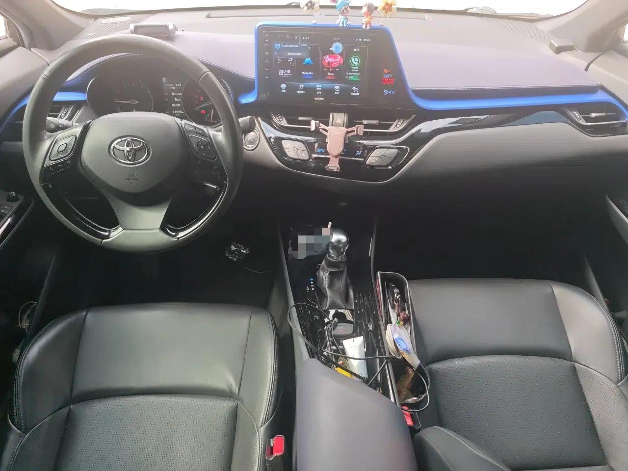 Toyota IZOA 2018 2.0L Yichi Edition China V Standard — миниатюра 9