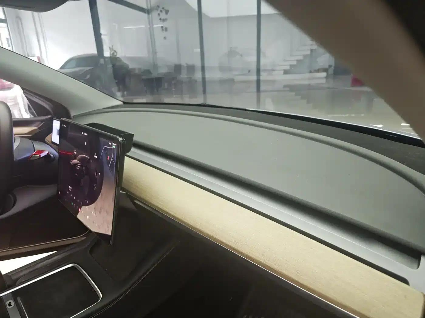 Model Y 2022 Long Range All-Wheel Drive — миниатюра 11