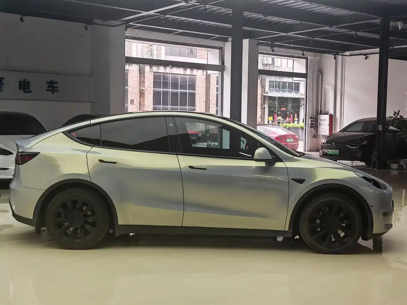 Model Y 2022 Long Range All-Wheel Drive — миниатюра 4
