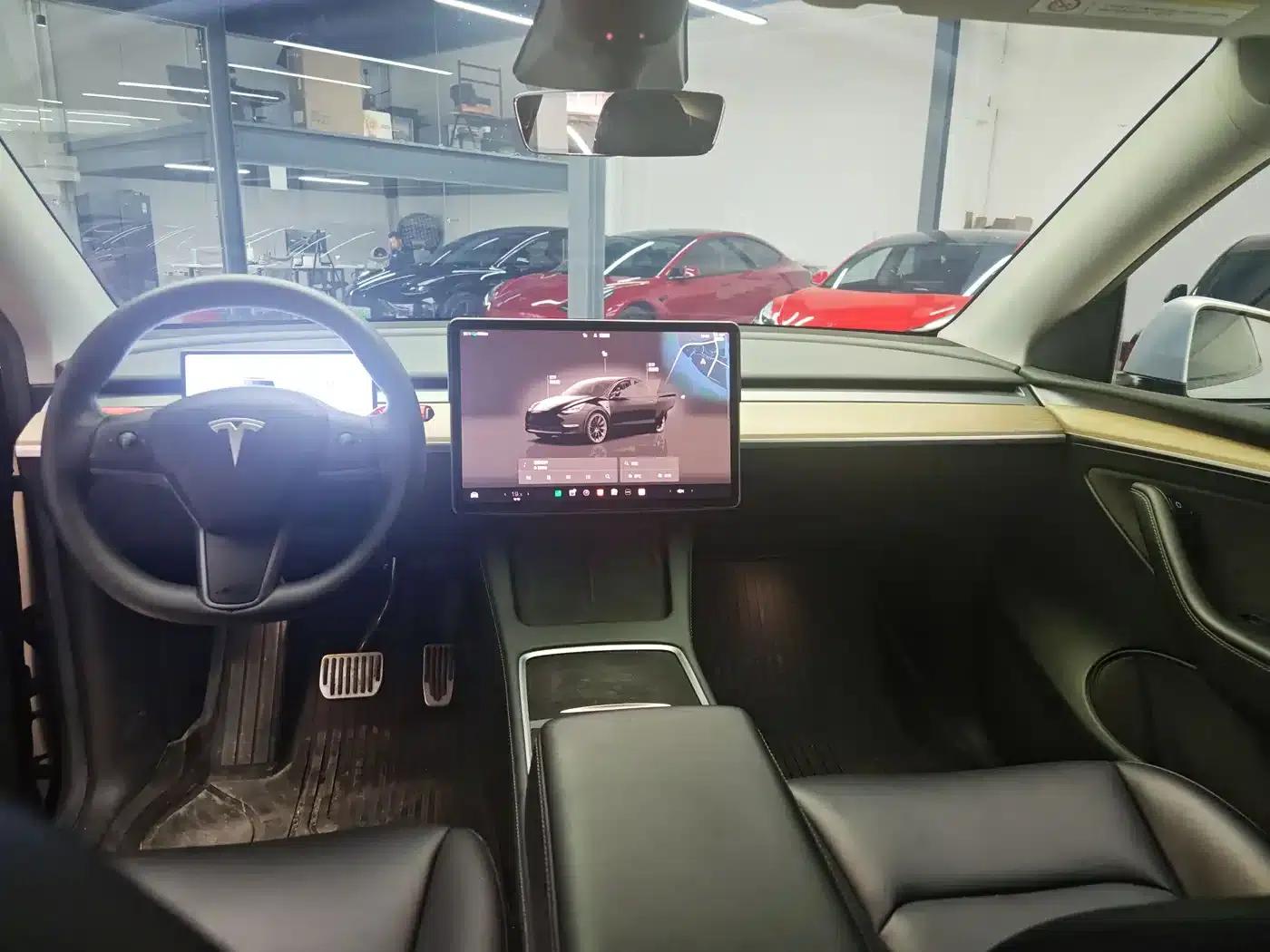 Model Y 2022 Long Range All-Wheel Drive — миниатюра 9