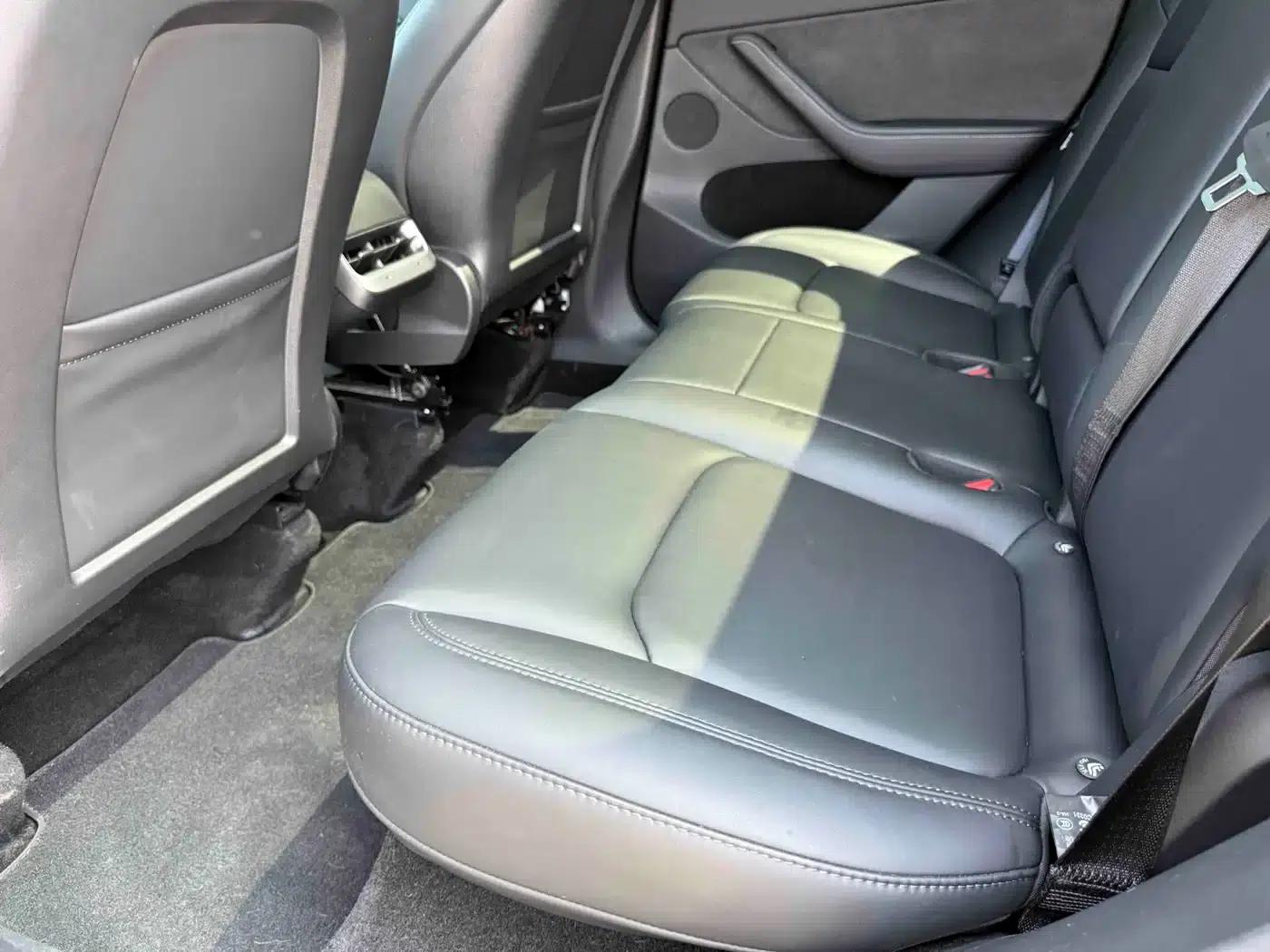 Model Y 2024 Rear-Wheel Drive — миниатюра 9