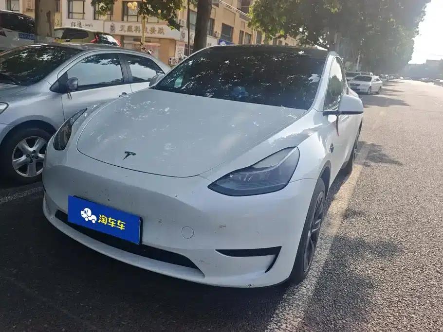 Model Y 2023 Rear-Wheel Drive — миниатюра 1