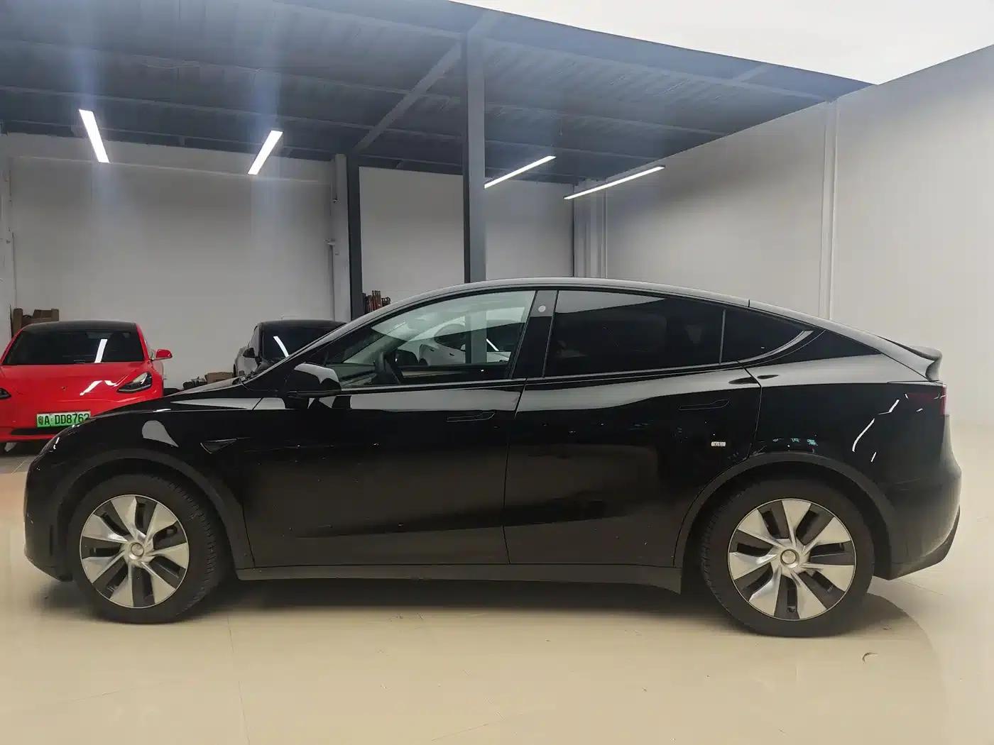 Model Y 2022 Rear-Wheel Drive — миниатюра 8