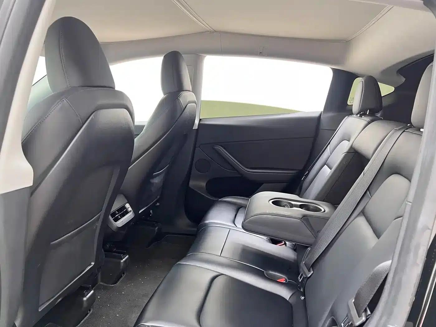 Model Y 2022 Performance All-Wheel Drive — миниатюра 18