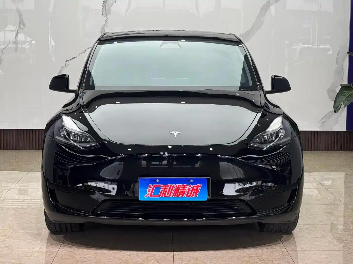 Model Y 2023 Rear-Wheel Drive — миниатюра 2