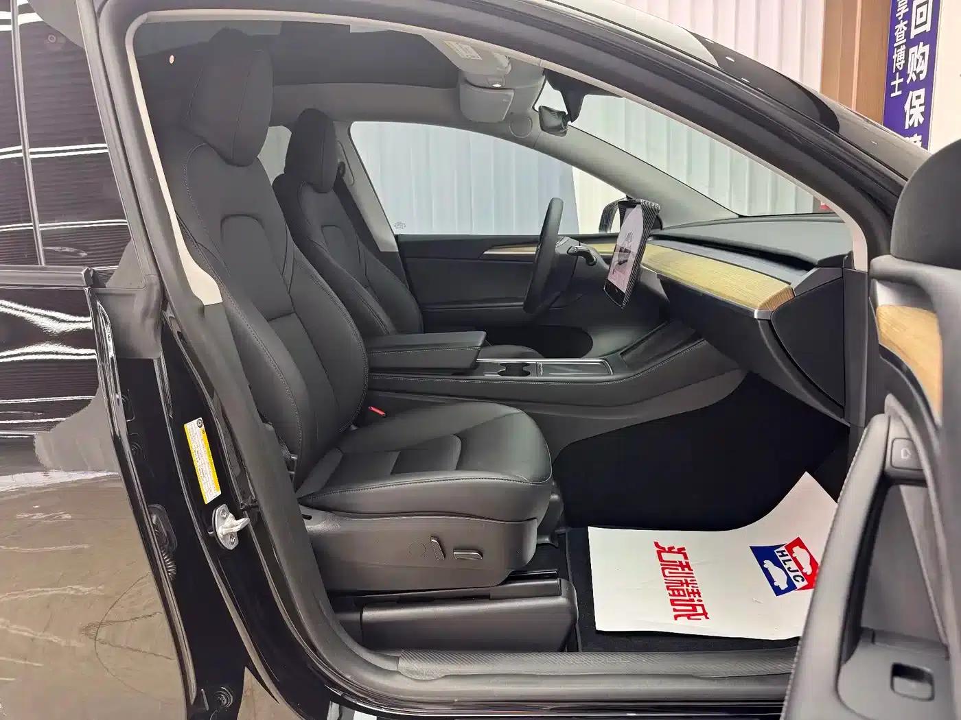 Model Y 2023 Rear-Wheel Drive — миниатюра 17