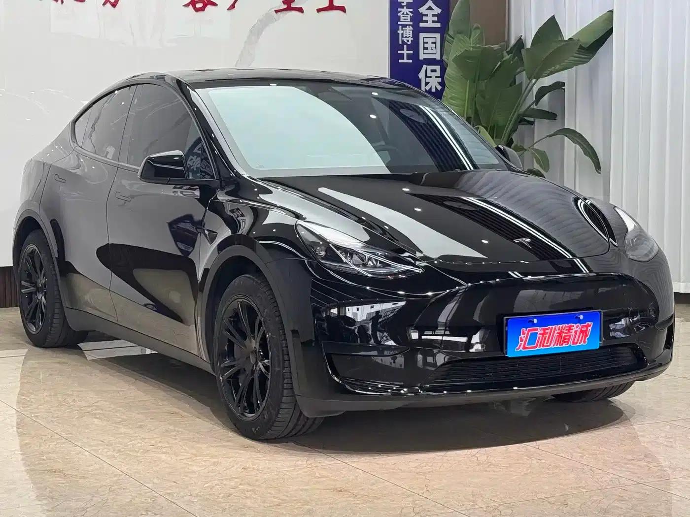 Model Y 2023 Rear-Wheel Drive — миниатюра 3