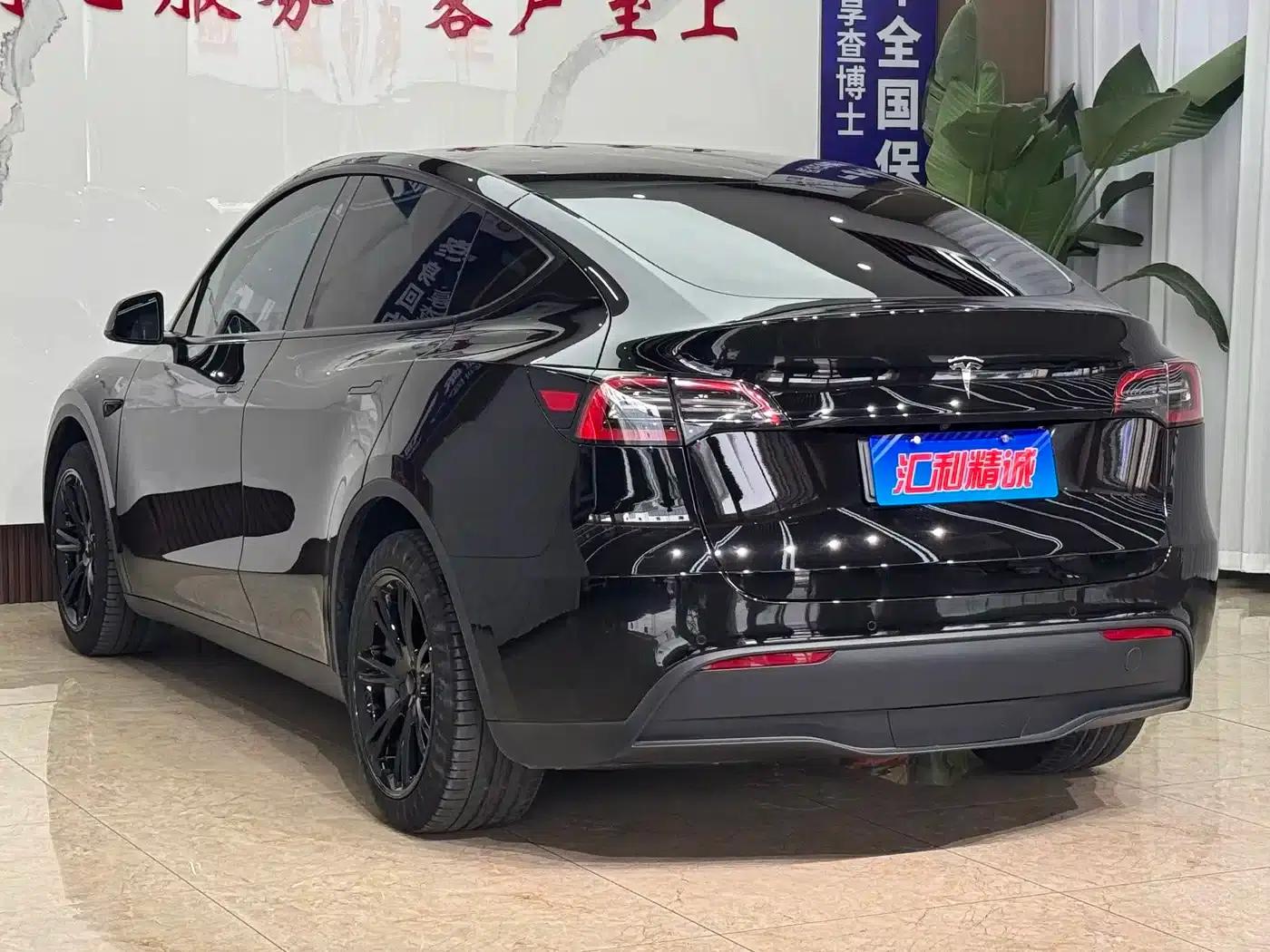 Model Y 2023 Rear-Wheel Drive — миниатюра 4