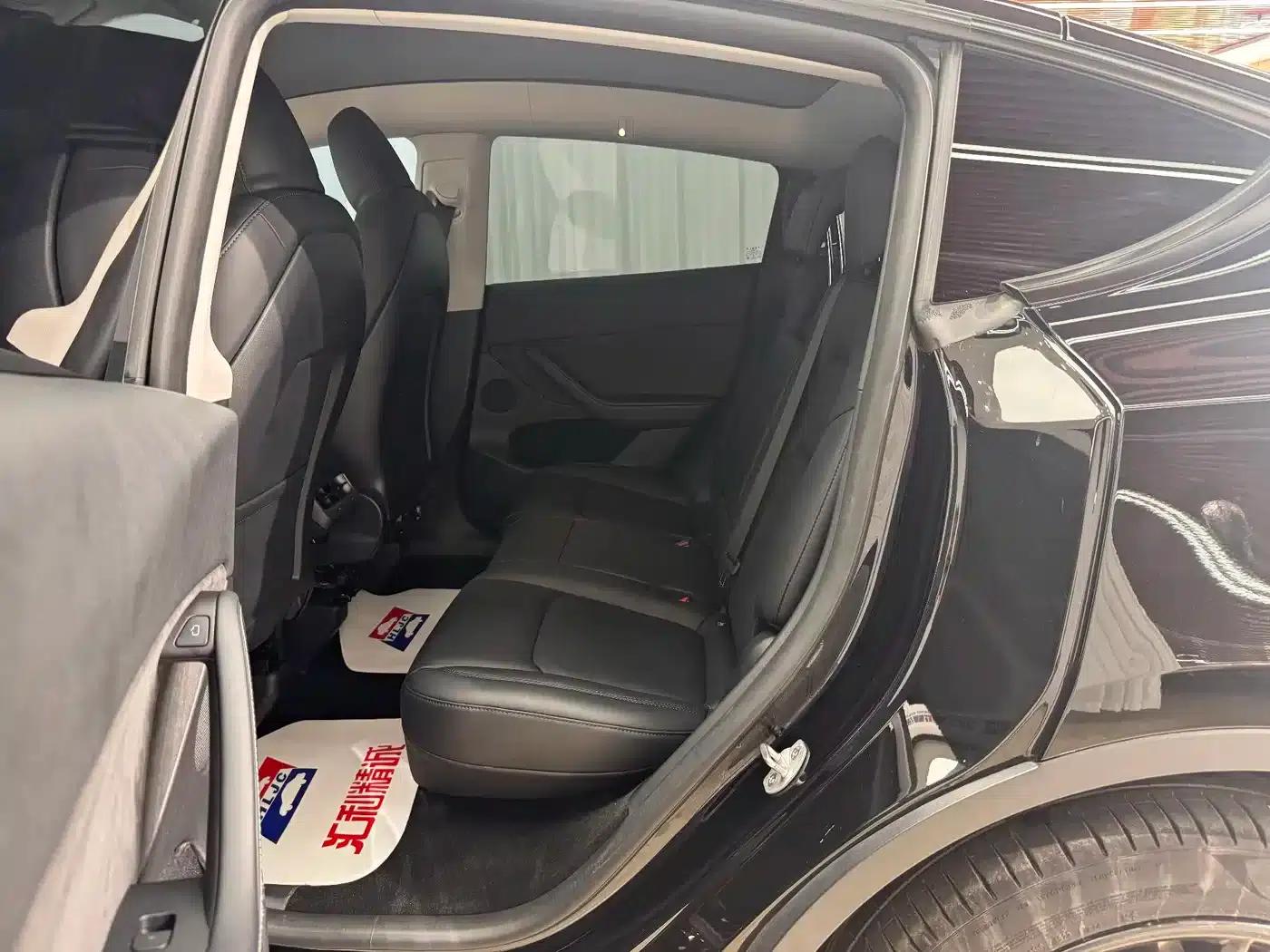 Model Y 2023 Rear-Wheel Drive — миниатюра 8