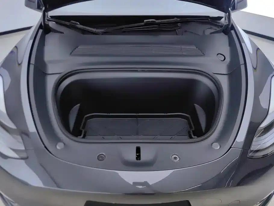 Model Y 2024 Rear-Wheel Drive — миниатюра 10