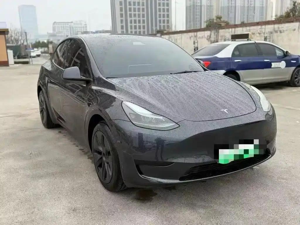 Model Y 2023 Rear-Wheel Drive — миниатюра 3