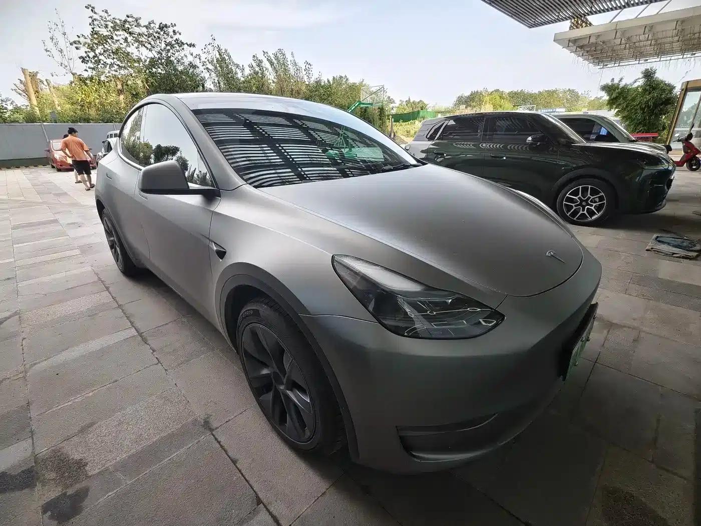 Model Y 2024 Long Range All-Wheel Drive — миниатюра 3