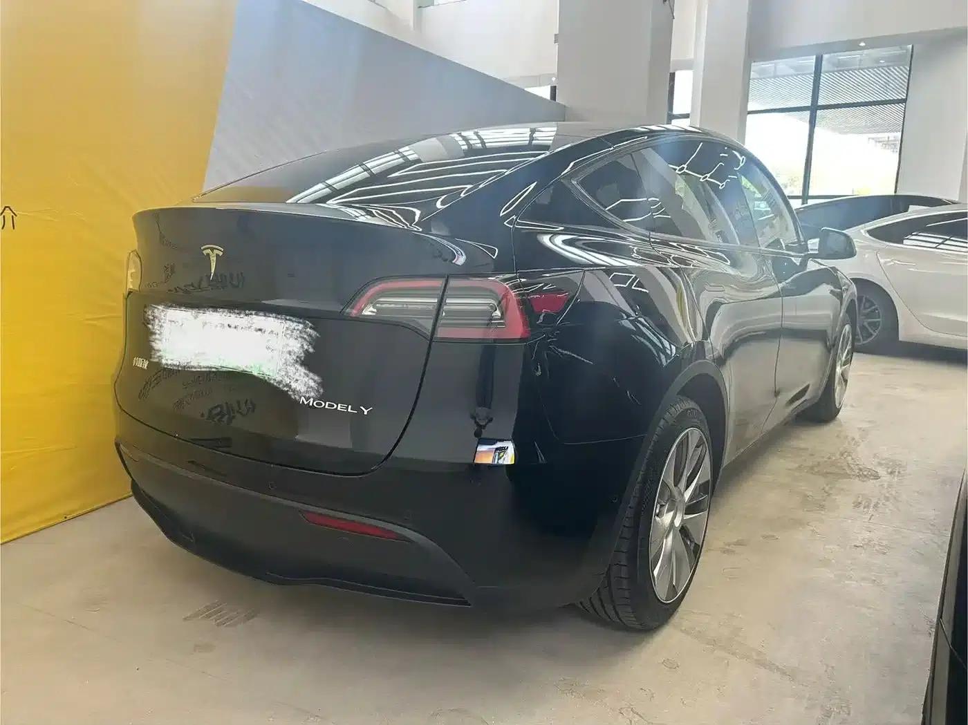Model Y 2022 Rear-Wheel Drive — миниатюра 5