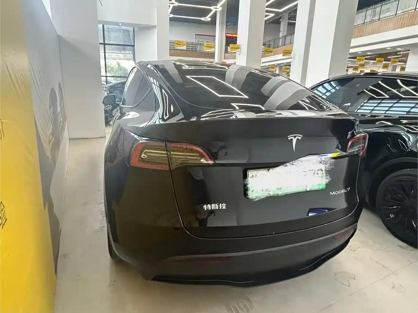 Model Y 2022 Rear-Wheel Drive — миниатюра 7