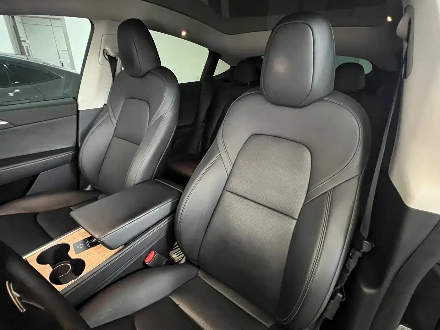 Model Y 2022 Facelift Long Range All-Wheel Drive Version — миниатюра 13