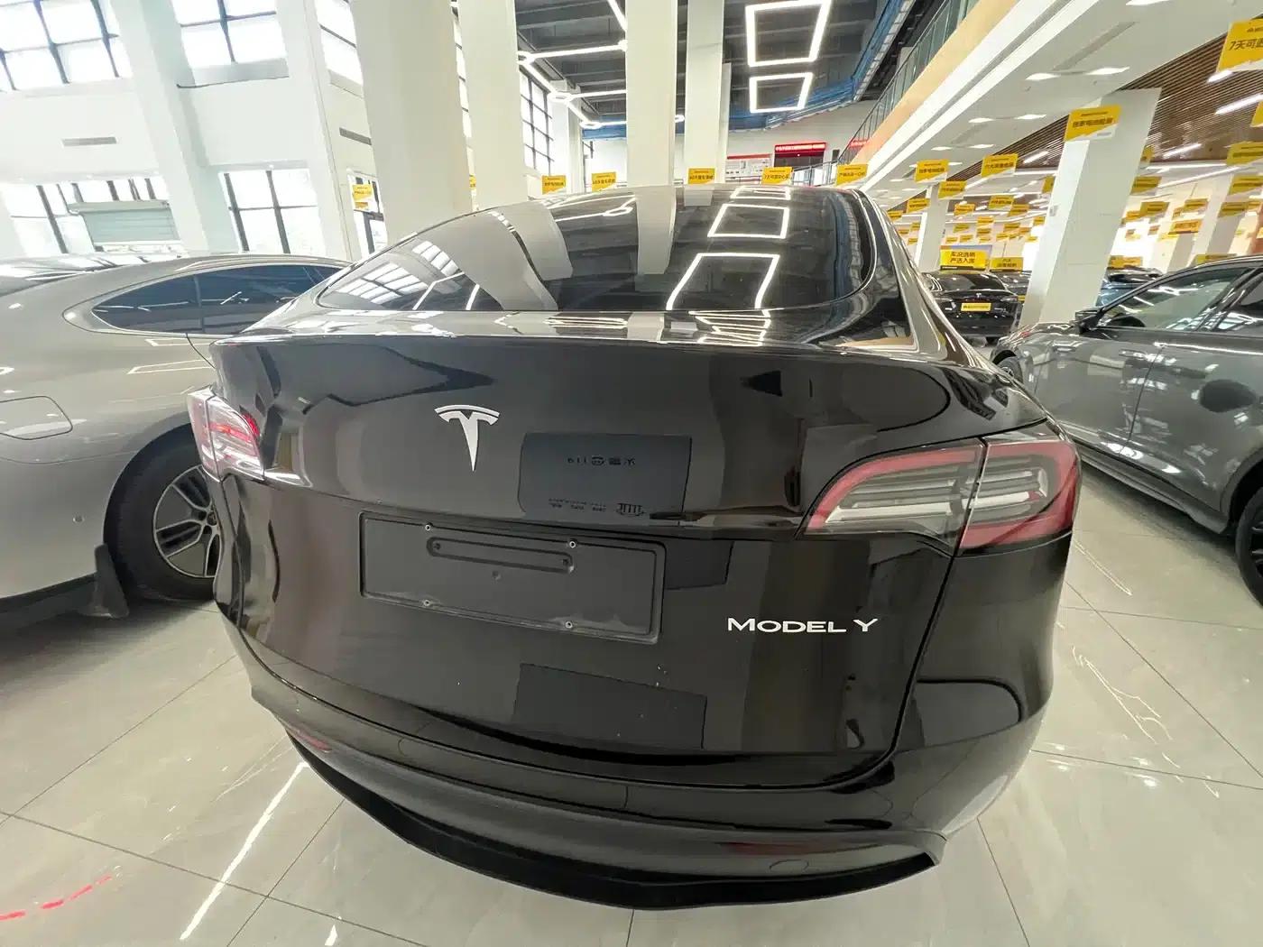 Model Y 2022 Facelift Long Range All-Wheel Drive Version — миниатюра 5