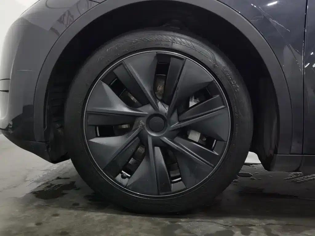 Model Y 2024 Rear-Wheel Drive — миниатюра 17