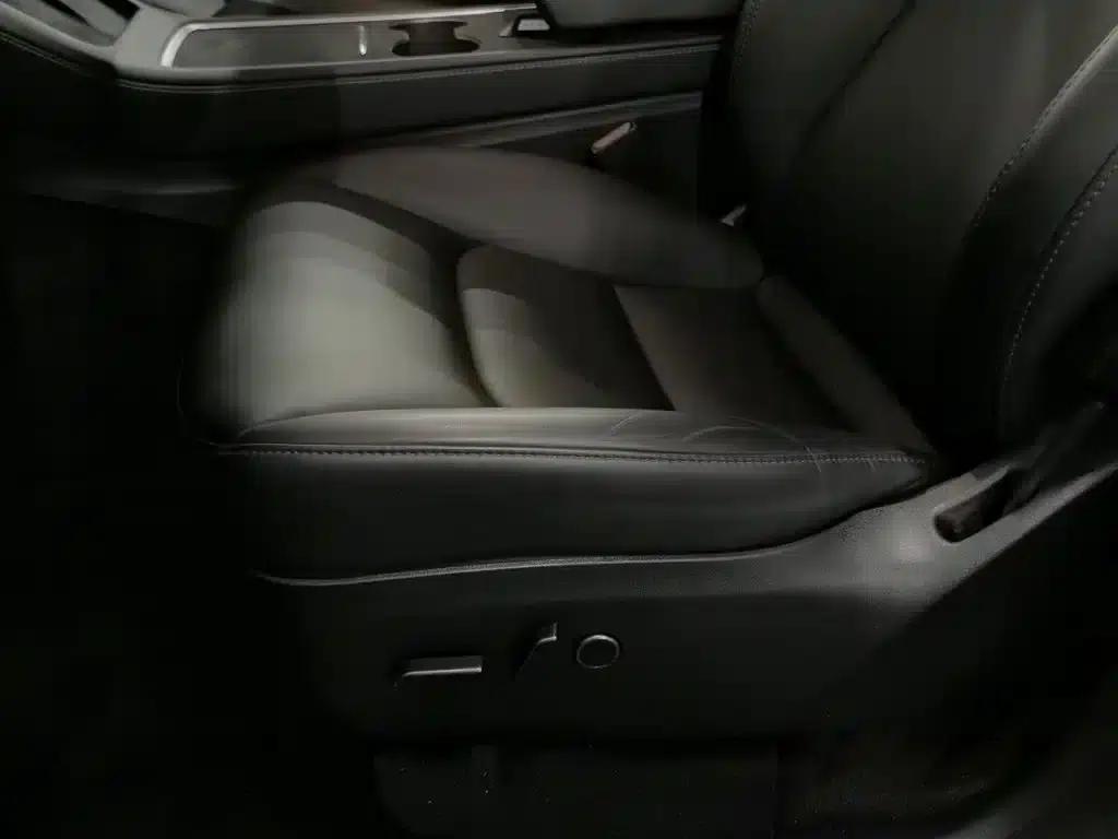Model Y 2024 Rear-Wheel Drive — миниатюра 20