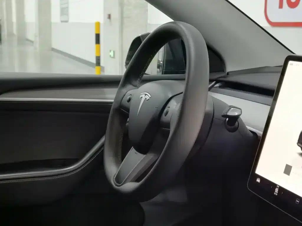 Model Y 2024 Rear-Wheel Drive — миниатюра 22