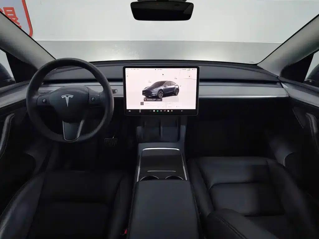 Model Y 2024 Rear-Wheel Drive — миниатюра 5